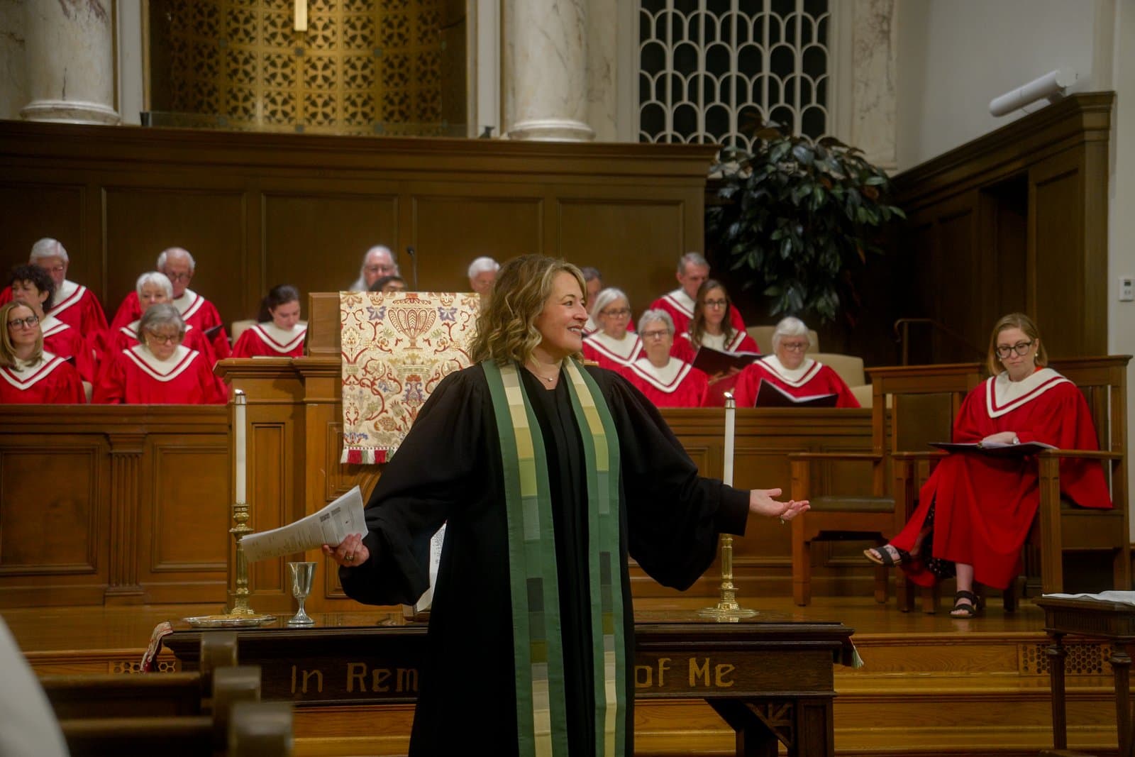 Worship at First Baptist on Fifth